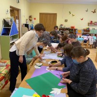 Мастер-класс с педагогами по изготовлению цветов