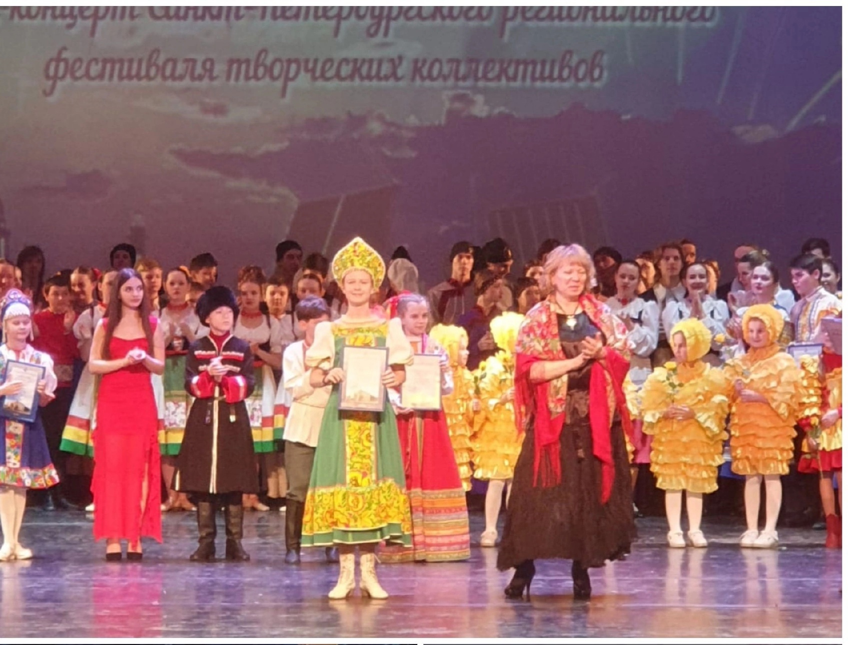 СОНЯ РУССКАЯ ПЕСНЯ СОНЯ РУССКАЯ ПЕСНЯ